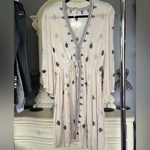 Free People embroidered Dress size Large